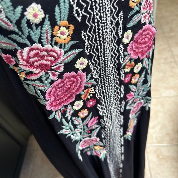 Karyn Seo Floral Embroidered Black Hi low Dress - Picture 4 of 6